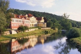 Zbraslav, místo u soutoku Berounky a Vltavy.