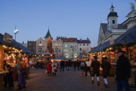 Vánoční trh v Brixenu.