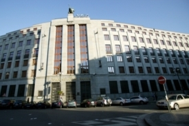 Ilustrační foto - budova České národní banky