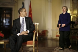 Barack Obama a Hillary Clintonová.