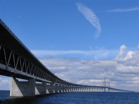 Øresundbron propojuje toto dánsko-švédské souměstí.