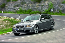 Modernizované BMW řady 3 s decentně agresivnější vizáží rozeznají od původní verze jen znalci. Nejvíce se totiž vylepšovalo pod kapotou.