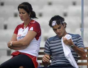 Federer se svou přítelkyní Monikou Vavrinecovou.