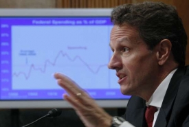 Ministr financí USA Geithner hájí rozpočet na slyšení v Kongresu.