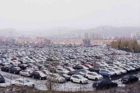 Budape&scaron;ť bez zeleně. Sn&iacute;mek Waste Union od G&aacute;bora Ariona Kud&aacute;sze.
