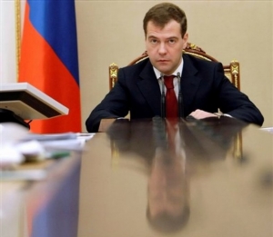 Prezident Medveděv měl o poznání menší příjmy než Putin.