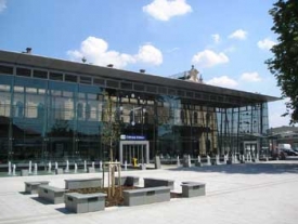 Rekonstrukce výpravní budovy a přednádraží Ostrava Svinov.