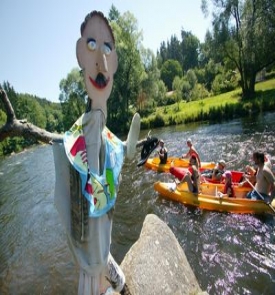 Na vodě bývá veselo (ilustrační foto z Vltavy).