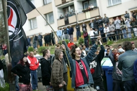 Podle odhadů přijede do Ústí na 500 českých pravicových extremistů.