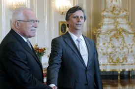 Složení nového kabinetu teď zná jen Jan Fischer a Václav Klaus.