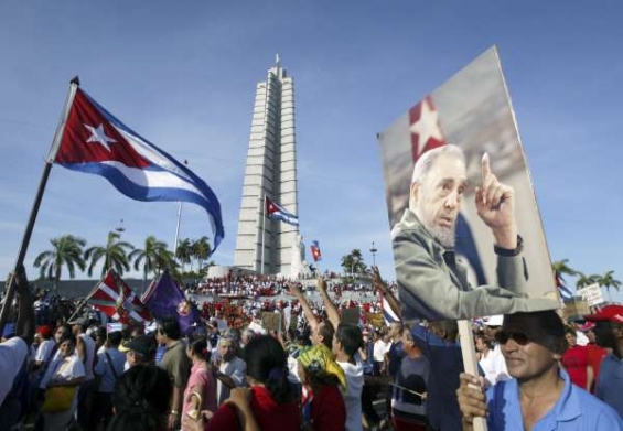 Revoluce žije? První máj v Havaně 2009.