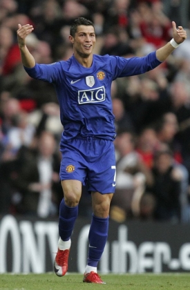 Kanonýr Manchesteru Cristiano Ronaldo.
