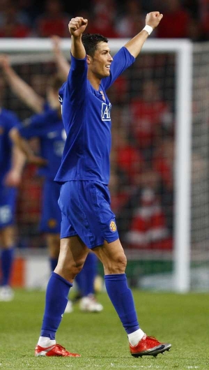 Cristiano Ronaldo, hvězda Manchesteru United, autor dvou gólů.