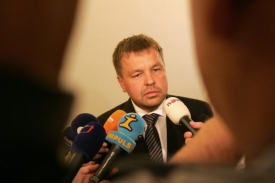 Petr Tluchoř oznámil jména tří nových radních.