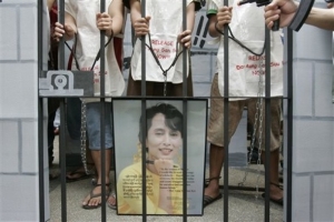 Demonstranti u barmské ambasády na Filipínách.