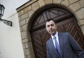 Nový šéf ministerstva dopravy Gustáv Slamečka chystá doplnění týmu.
