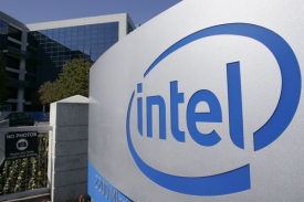 Společnost Intel kontroluje téměř 80 procent světového trhu s čipy.