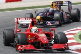 Felipe Massa věří v obrat, ve předu chce být i Sebastian Vettel.