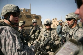 Američtí vojáci se prý s kuvajtským obyvatelstvem do styku nedostali.