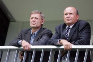 Zdeněk Ščasný (vlevo), kouč fotbalistů Viktorie Žižkov.