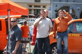 ČSSD chce od Peciny ochranku během svých předvolebních mítinků.