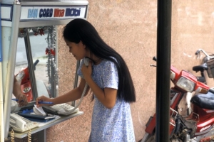 V Hanoji jsou rozšířené modernější komunikační prostředky.