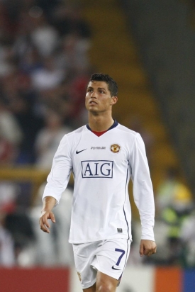 Bezmoc. Portugalec Ronaldo nevládl trávníku.
