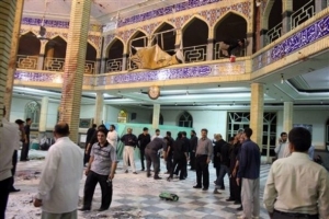 Mešita krátce po útoku.