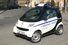 Vozový park pražské městské policie je skutečně impozantní.
