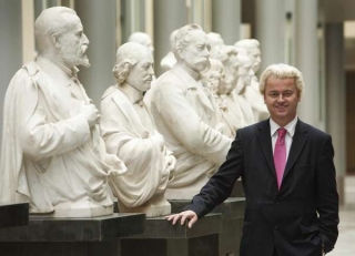 Antiislamista Wilders mezi nizozemskými velikány.
