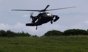 Vrtulník Blackhawk, který Brazilci nasadili při pátrání.