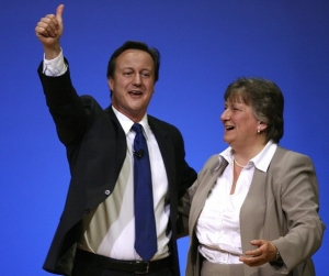 Vůdce konzervativců David Cameron.