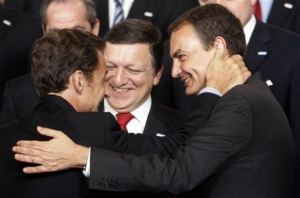 Francouzský prezident, předseda Komise a španělský premiér.