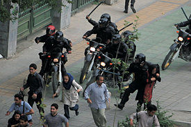 Teherán zažil krvavé protesty.
