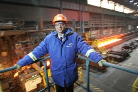 ArcelorMittal žádá stát o peníze na mzdy.