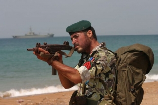 Výcvik revolučních gardistů Perského zálivu.