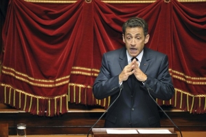 Sarkozy při projevu před oběma komorami parlamentu.
