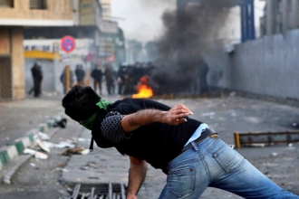Krvavé boje na teheránských ulicích.