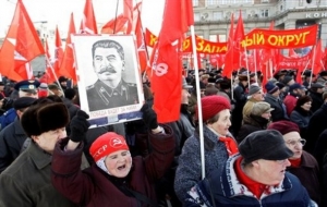 Demonstrace komunistů při letošním Dnu obránců vlasti.