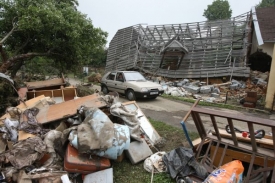 Povodeň na Novojičínsku poničila 450 domů.