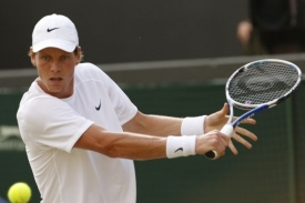 Tomáš Berdych skončil na Wimbledonu v osmifinále.