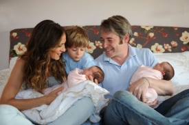 Sarah Jessica Parkerová a Matthew Broderick s dvojčaty a synem.
