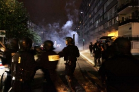 Nepokoje na severu Paříže roku 2006.