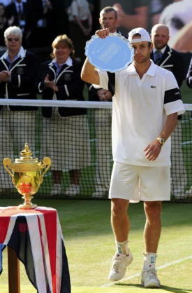 Druhý nejlepší tenista letošního Wimbledonu Američan Andy Roddick.