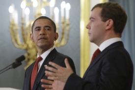 Obama v rozhovoru pro AP tvrdil, že vztah s Medveděvem má velmi dobrý.