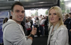 Moderátoři Leoš Mareš a Adela Benášová na prvním castingu 20. června.