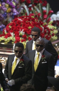 Bratři Michaela Jacksona (zleva) Tito, Randy a Jackie.