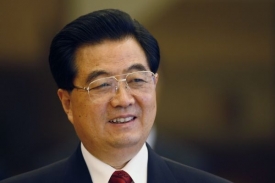Prezident Chu Ťin-tchao se kvůli nepokojům vrací z Evropy.