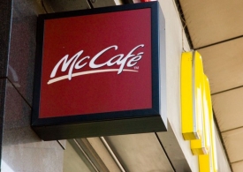 Česko bude mít první kavárnu McCafé. Otevře 16. července u dálnice D1.