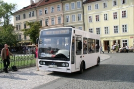 Provoz minibusu zaplatí město.